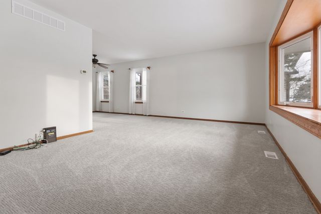 820 Red Coach Lane, Algonquin, IL 60102