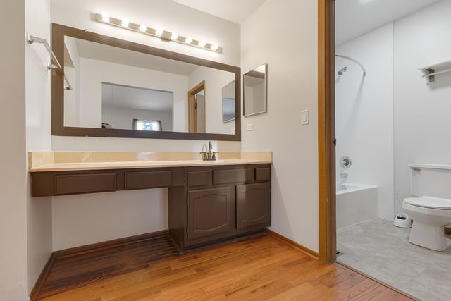 820 Red Coach Lane, Algonquin, IL 60102