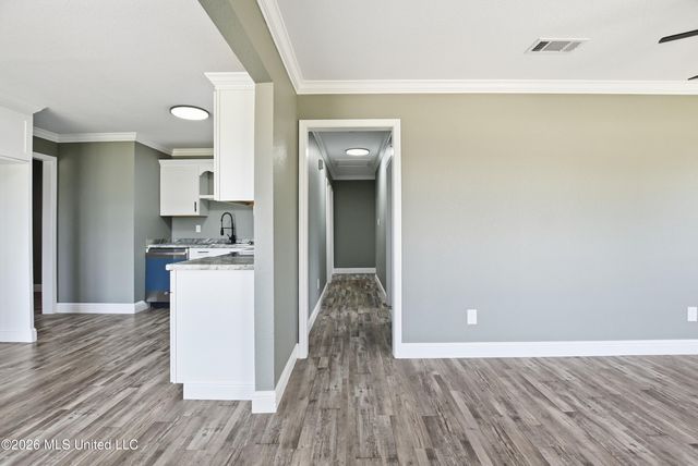 5131 Jefferson Avenue, Moss Point, MS 39563