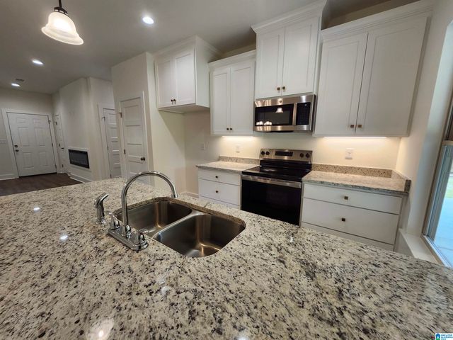 195 LECROY CIRCLE, Brent, AL 35034