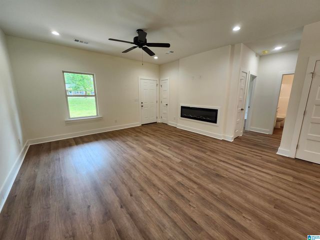 195 LECROY CIRCLE, Brent, AL 35034