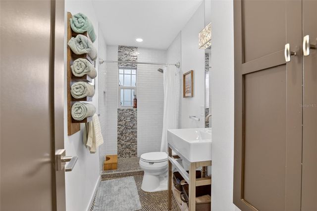 6238 14TH AVENUE S, Gulfport, FL 33707