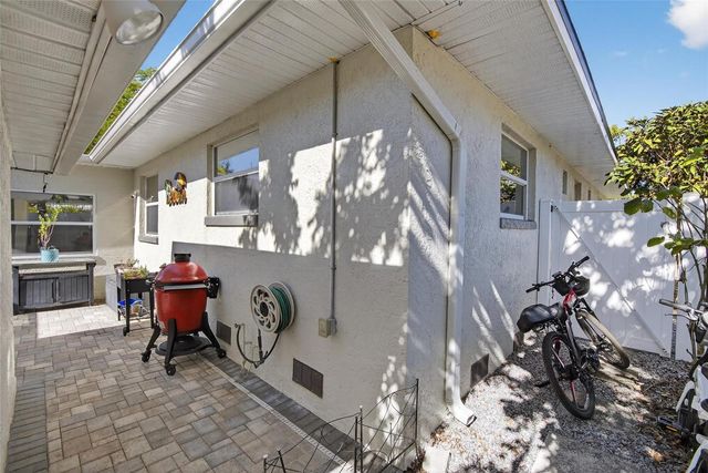 6238 14TH AVENUE S, Gulfport, FL 33707