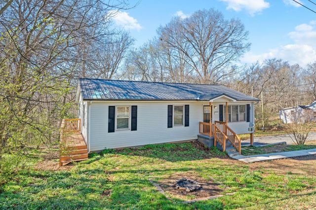 1642 Keesee Rd, Clarksville, TN 37040