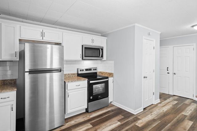 1642 Keesee Rd, Clarksville, TN 37040