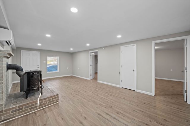 1642 Keesee Rd, Clarksville, TN 37040