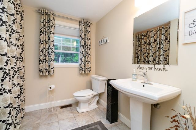 391 Franklin St 2, Hanson, MA 02341