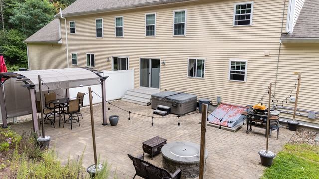 391 Franklin St 2, Hanson, MA 02341
