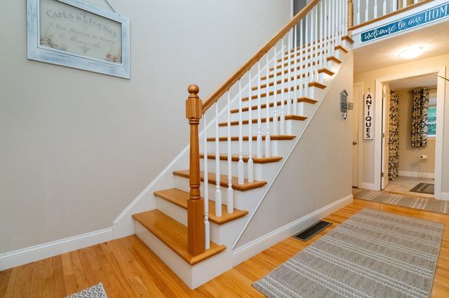 391 Franklin St 2, Hanson, MA 02341