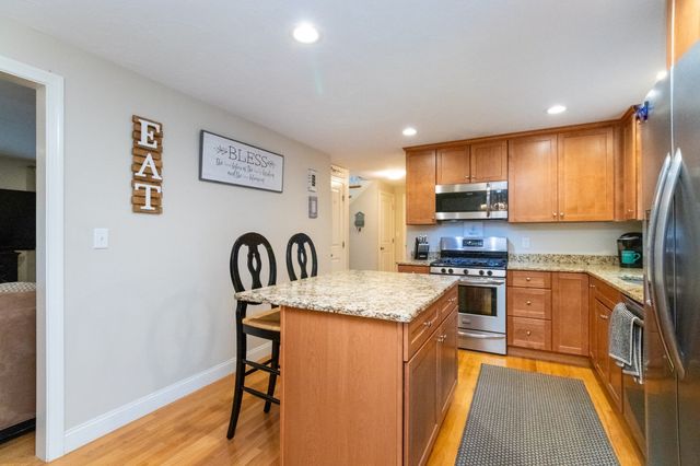 391 Franklin St 2, Hanson, MA 02341