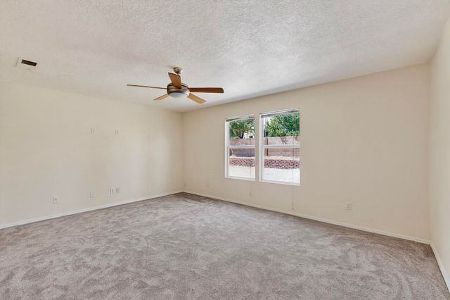 8415 Crimson Ave NW, Albuquerque, NM 87120