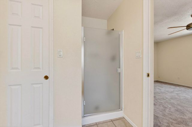 8415 Crimson Ave NW, Albuquerque, NM 87120