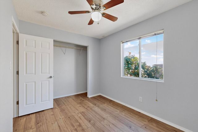 8415 Crimson Ave NW, Albuquerque, NM 87120