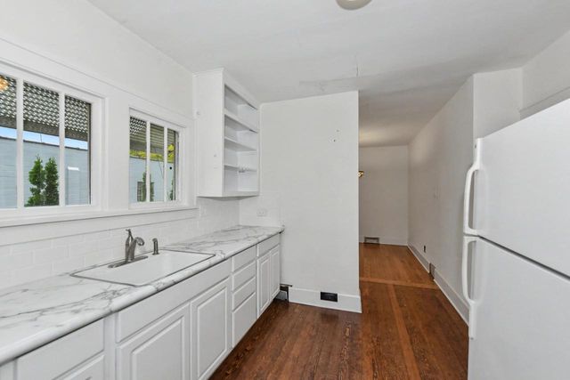 614 Wolff STREET, Racine, WI 53402