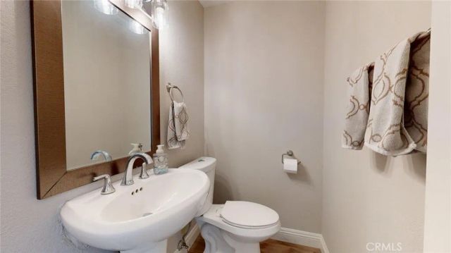 2078 Livingston Street, Riverside, CA 92506