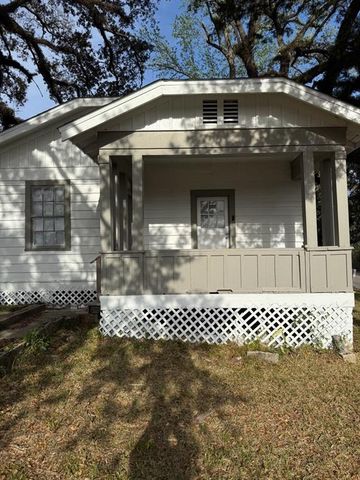 1 Southern Street, Mobile, AL 36611