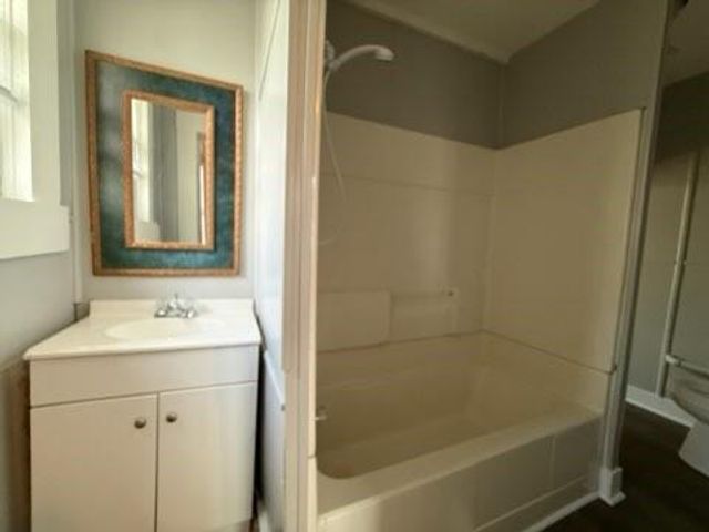 1 Southern Street, Mobile, AL 36611