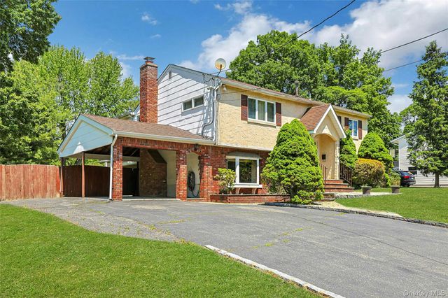 25 Tennyson Drive, Nanuet, NY 10954