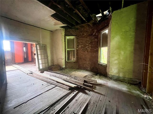 4414 Enright Avenue, St Louis, MO 63108