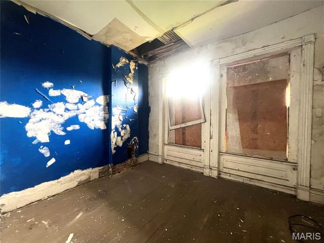 4414 Enright Avenue, St Louis, MO 63108