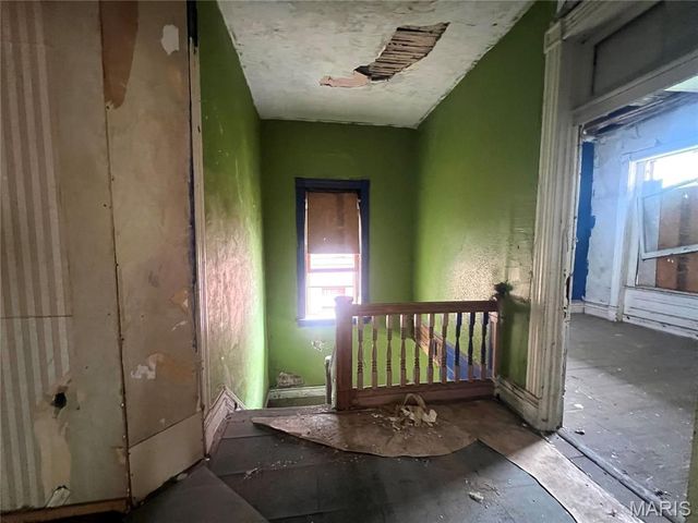 4414 Enright Avenue, St Louis, MO 63108