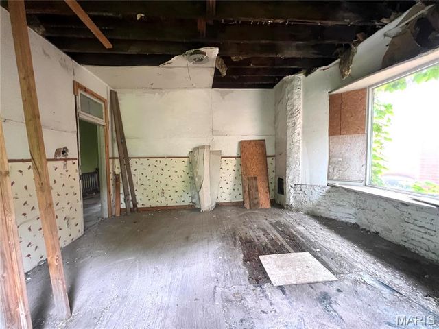 4414 Enright Avenue, St Louis, MO 63108