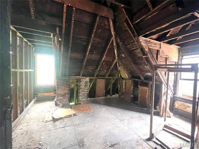 4414 Enright Avenue, St Louis, MO 63108