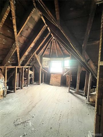 4414 Enright Avenue, St Louis, MO 63108