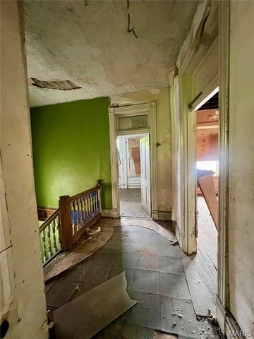 4414 Enright Avenue, St Louis, MO 63108