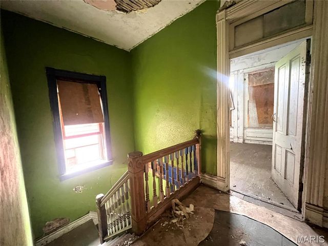 4414 Enright Avenue, St Louis, MO 63108