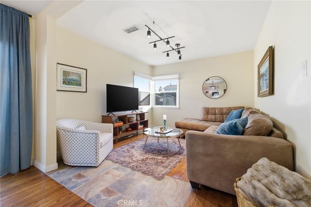 6013 Deerford Street, Lakewood, CA 90713