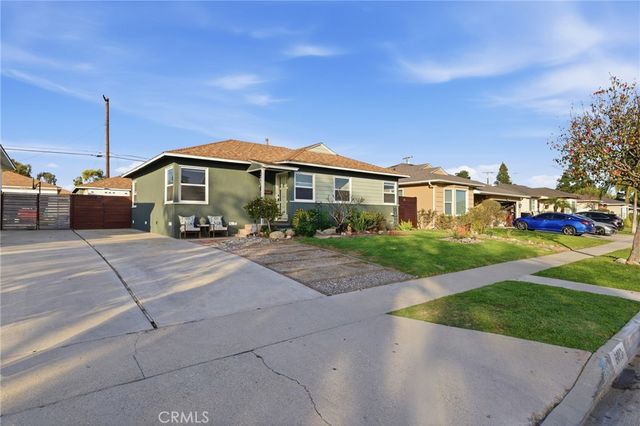 6013 Deerford Street, Lakewood, CA 90713