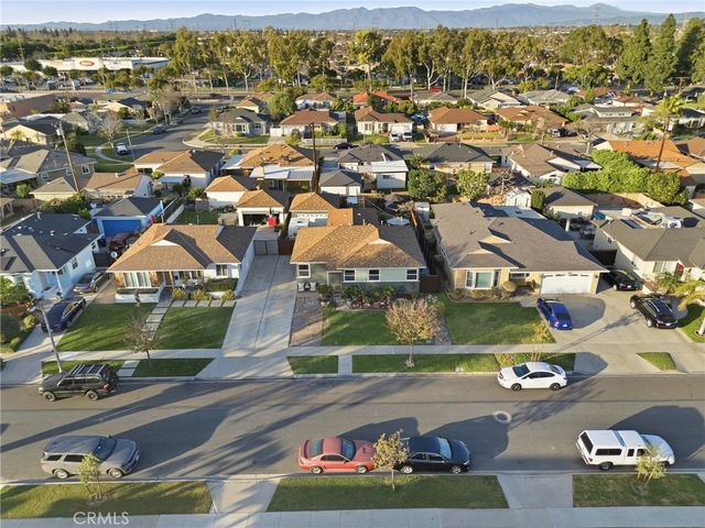 6013 Deerford Street, Lakewood, CA 90713