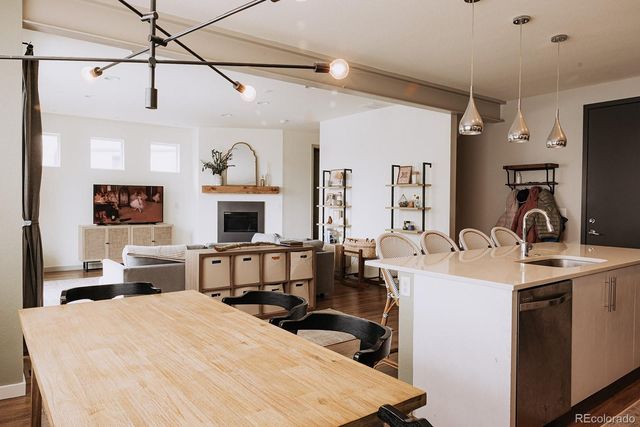 5760 W 39th Place, Denver, CO 80212