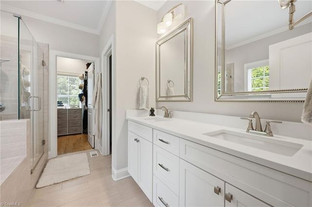 1481 Meadowlands Drive, Winston-salem, NC 27107
