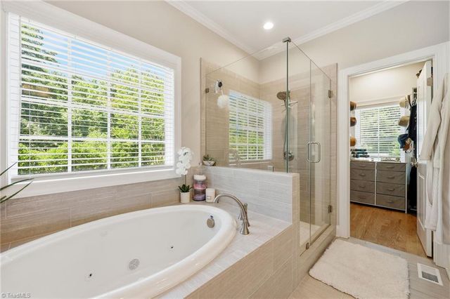 1481 Meadowlands Drive, Winston-salem, NC 27107