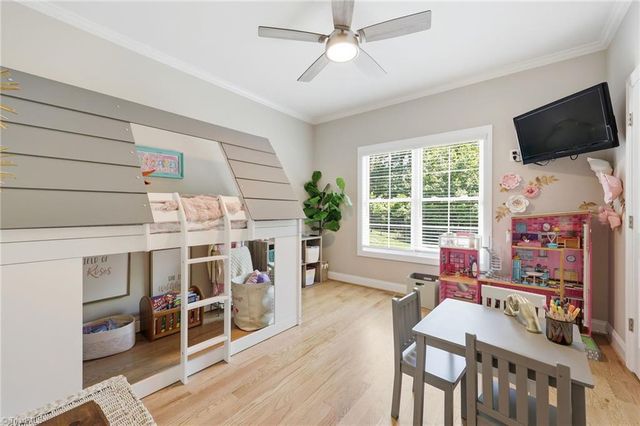 1481 Meadowlands Drive, Winston-salem, NC 27107