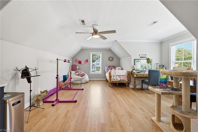 1481 Meadowlands Drive, Winston-salem, NC 27107