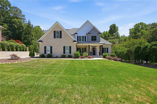 1481 Meadowlands Drive, Winston-salem, NC 27107