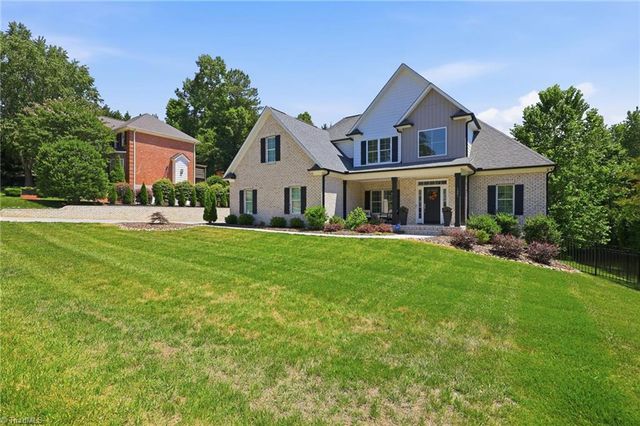 1481 Meadowlands Drive, Winston-salem, NC 27107