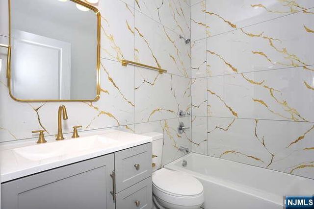 385 Passaic Avenue 4, Lodi, NJ 07644