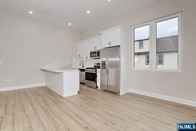 385 Passaic Avenue 4, Lodi, NJ 07644