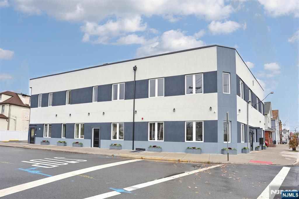 385 Passaic Avenue 4, Lodi, NJ 07644