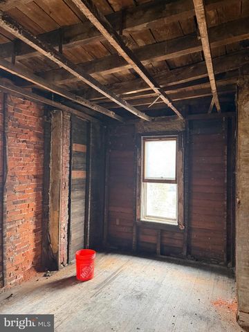 423 N FELTON ST, Philadelphia, PA 19151