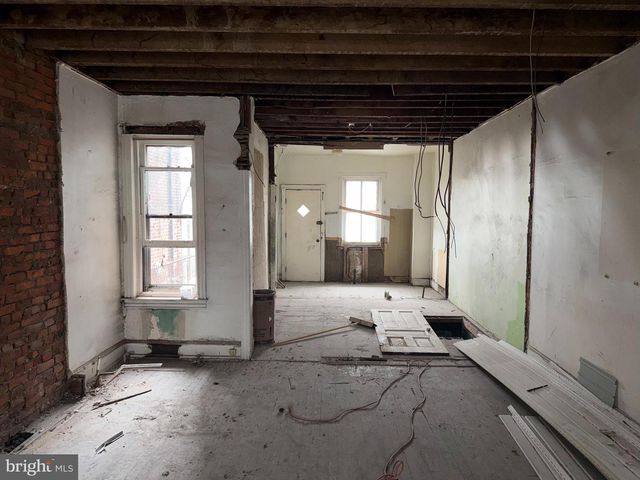 423 N FELTON ST, Philadelphia, PA 19151