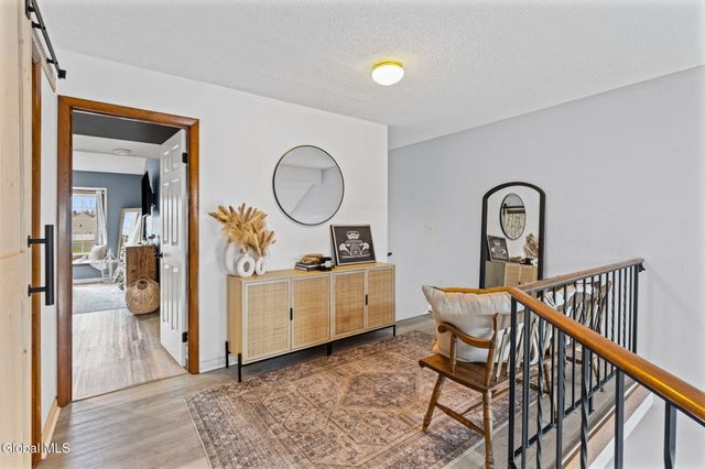 18 Justine Court, Rensselaer, NY 12144