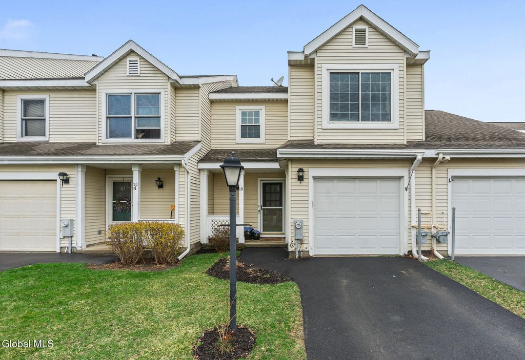 18 Justine Court, Rensselaer, NY 12144