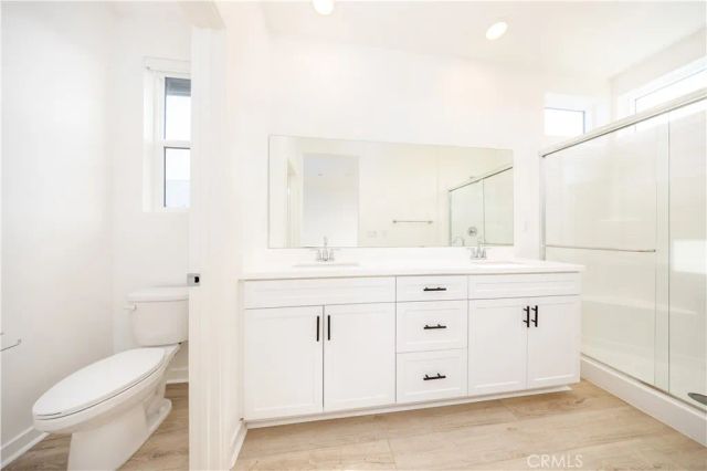 967 N Divino Privado 13, Ontario, CA 91764