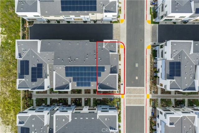 967 N Divino Privado 13, Ontario, CA 91764