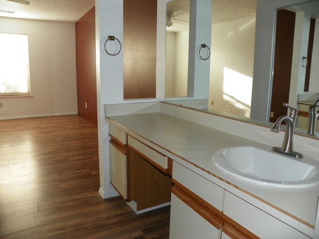 823 Country Club Drive SE 1C, Rio Rancho, NM 87124